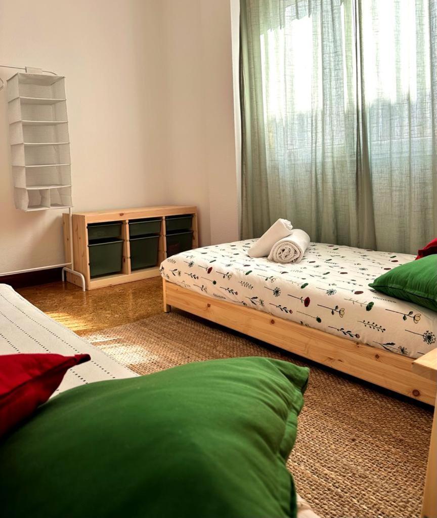 Apartamento Soleado Para 8 Personas En Santoña Esterno foto