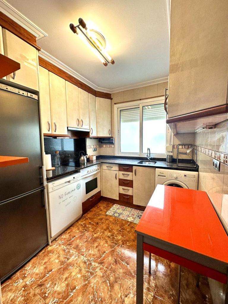 Apartamento Soleado Para 8 Personas En Santoña Camera foto